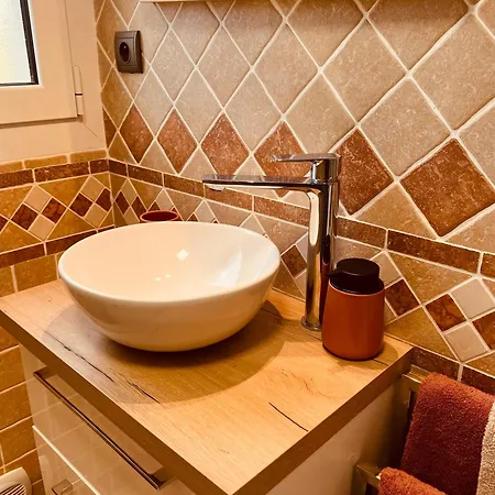 300 Metres De La Et * 생플로랑