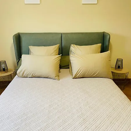 300 Metres De La Et Saint-Florent (Corsica)