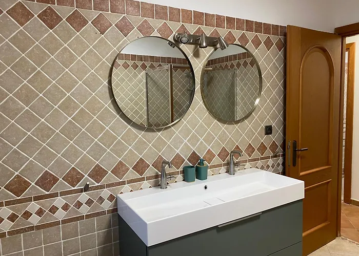 Apartment 300 Metres De La Et Saint-Florent (Corsica)